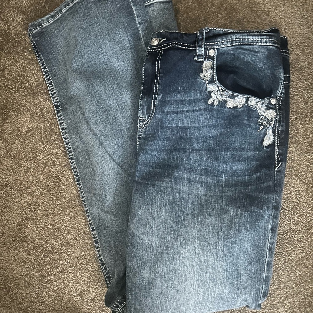 Grace in LA straight leg jeans